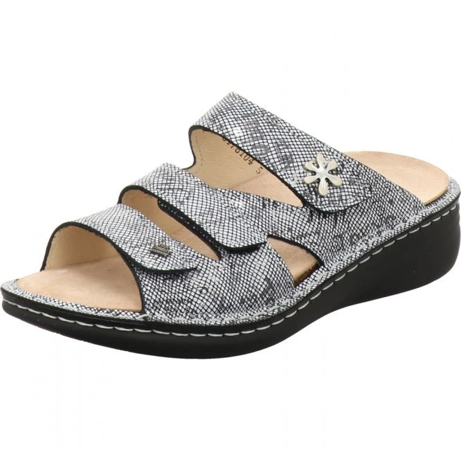 Finn Comfort Grenada Blau 1 Finn Comfort Grenada Blau